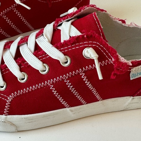 Obtaom Sneaker Comfortable Walking Shoes Red Canvas Women’s Slip On Sz 11 - Picture 8 of 9